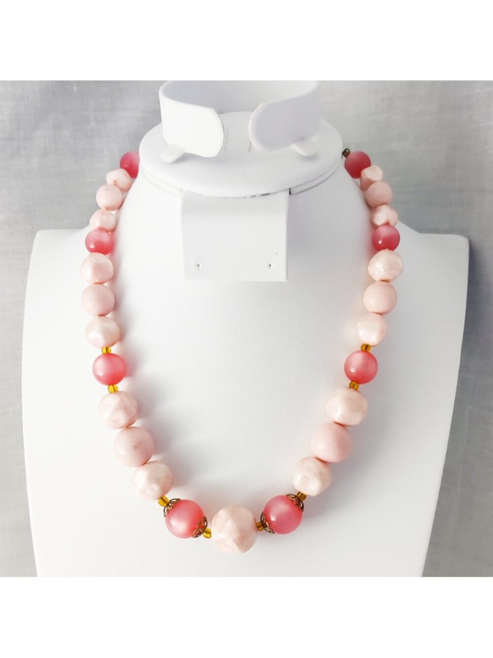 VTG Chunky Signed Star Moonglow Pink Faux Baroque Pearl Lucite Bead Necklace